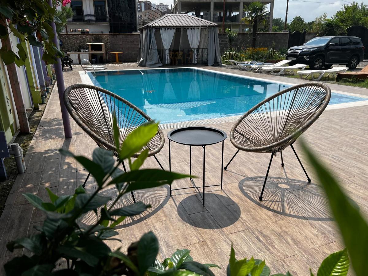 #Home-11 Batumi Exterior photo